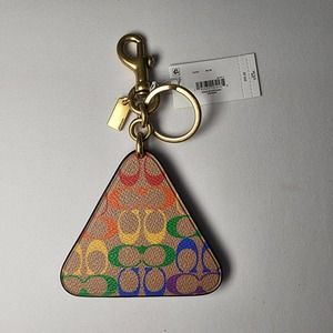 NWT COACH CA337 Rainbow Pride SIGNATURE BAG CHARM TRIGGER SNAP KEY RING